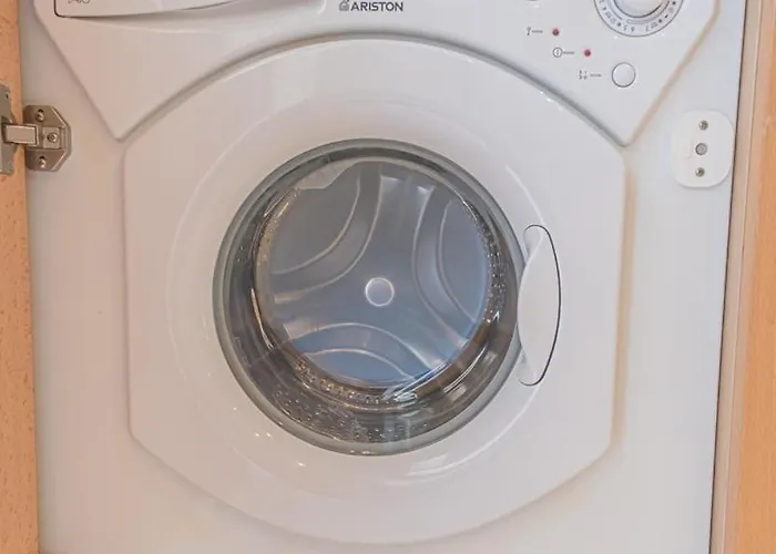 Spring I1 By The Pool Apartment *